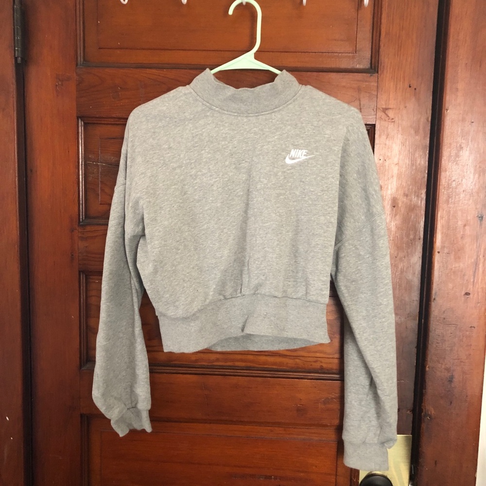 Nike Cropped Turtleneck
